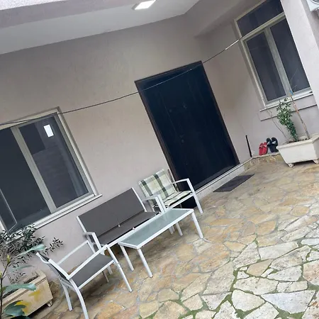 Holiday home 86 *